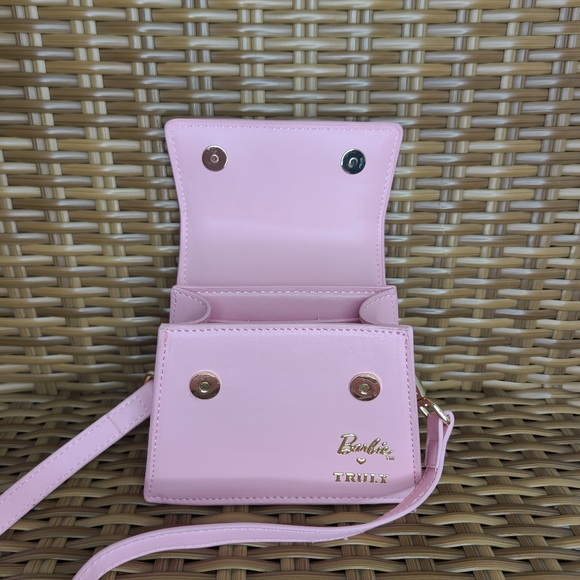 Truly X Barbie Limited Edition Pink Mini Bag Heart Shaped Handle & Crossbody - Picture 14 of 16